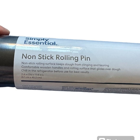 New Simply Essential Non Stick Rolling Pin - Picture 3 of 5
